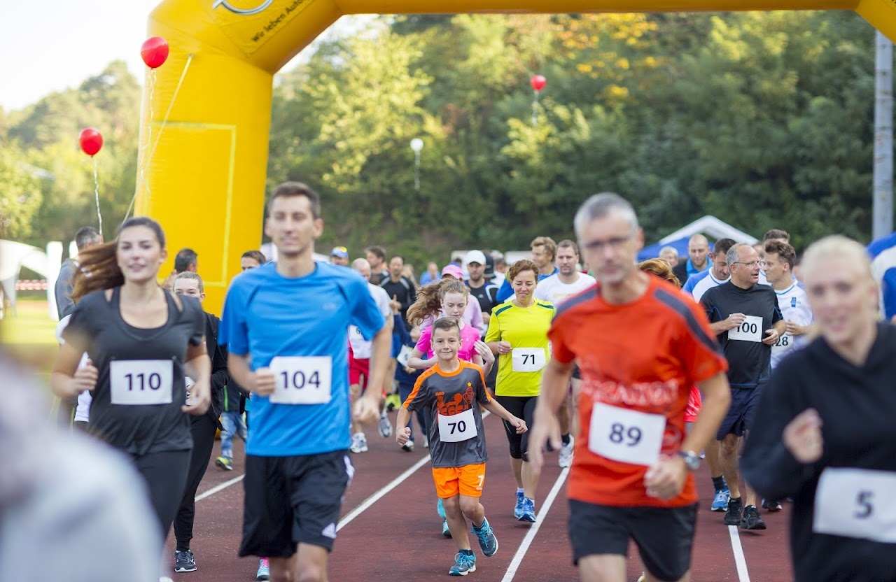 Bild vom 9. Benefizlauf im Jahr 2016. Dies ist das 10. Bild.